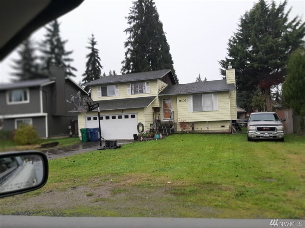 Property Photo:  9406 51st Ave NE  WA 98270 