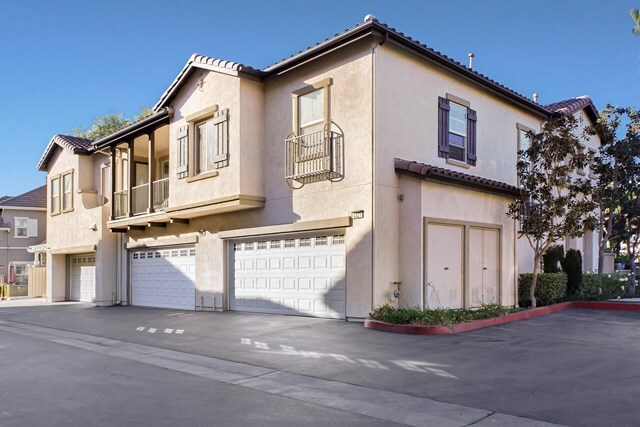 Property Photo:  3321 Ivy Garden Court  CA 93012 