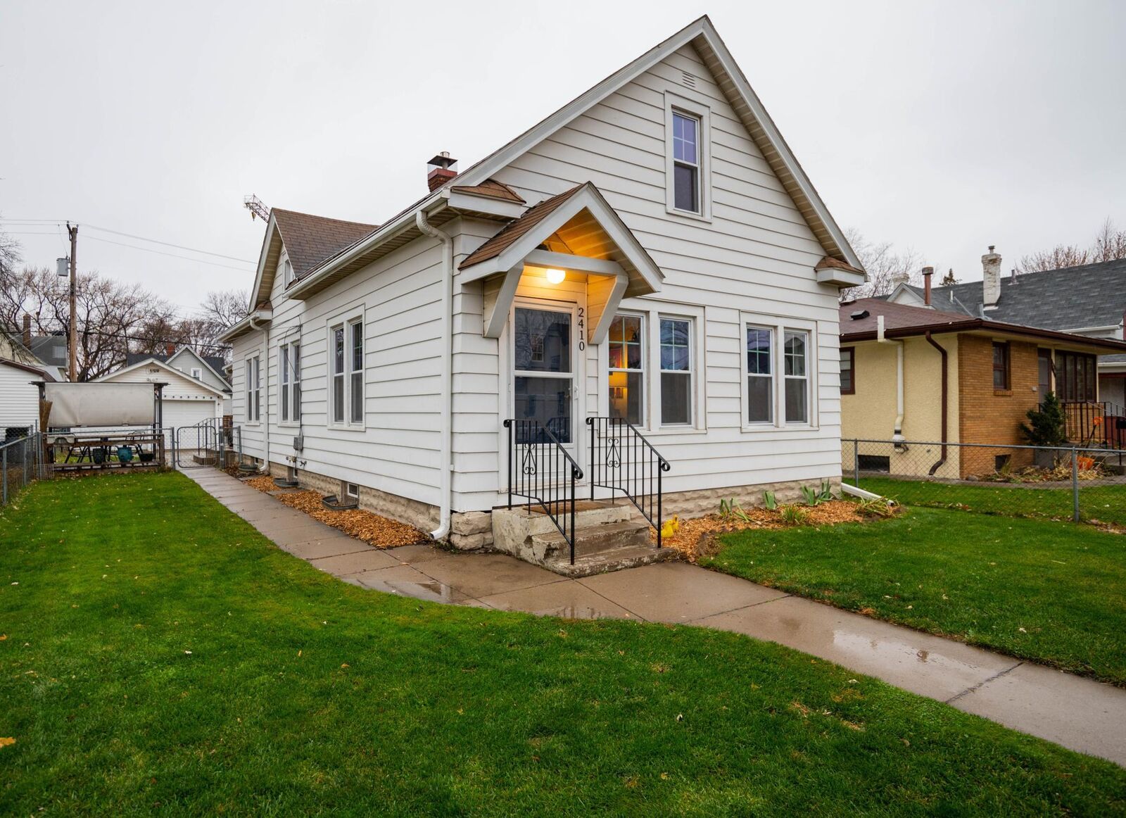 Property Photo:  2410 California Street NE  MN 55418 