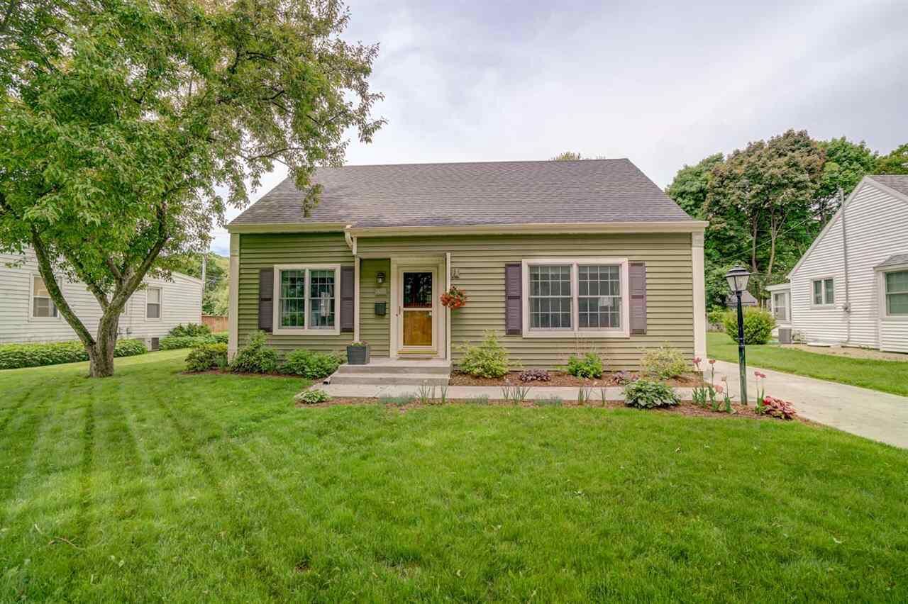 Property Photo: 322 Westmorland Blvd WI 53705
