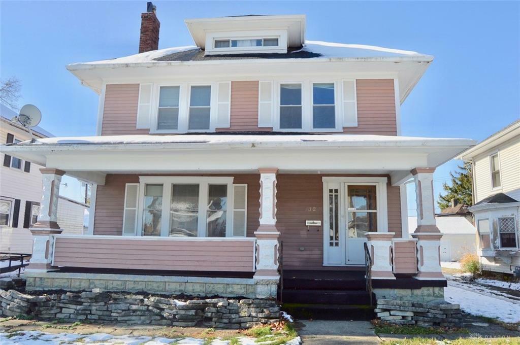 Property Photo:  1327 N Limestone Street  OH 45503 