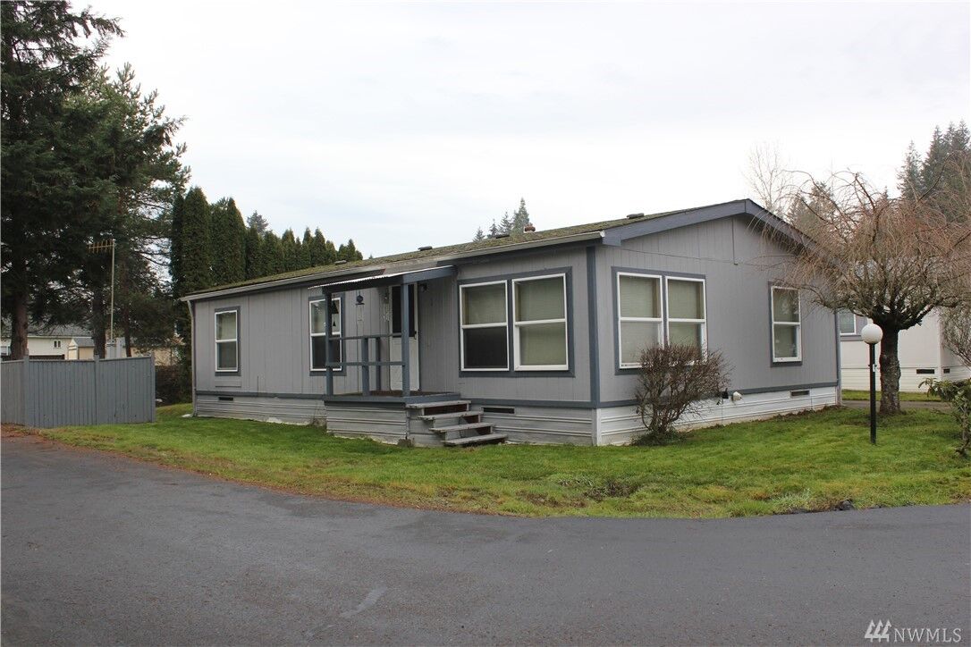 Property Photo: 1205 Marion St 1 WA 98531