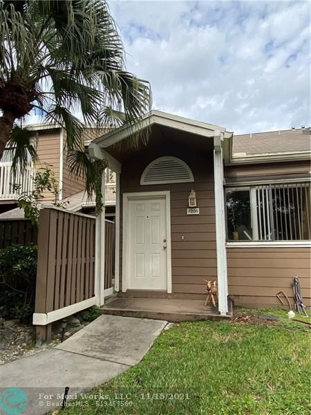 Property Photo: 7206 Sportsmans Dr FL 33068
