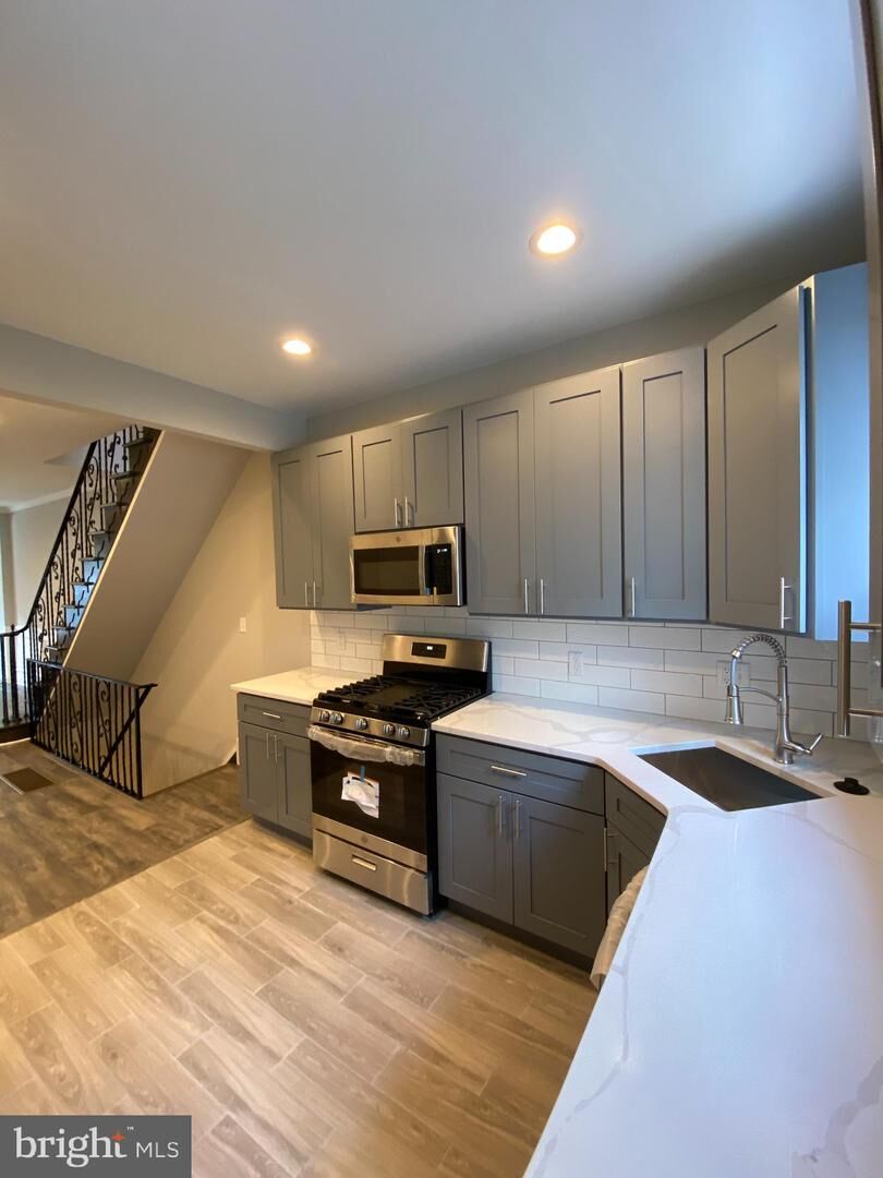 Property Photo:  2324 S Croskey Street  PA 19145 