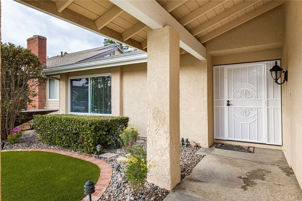 Property Photo:  5871 Lynnbrook  CA 92886 