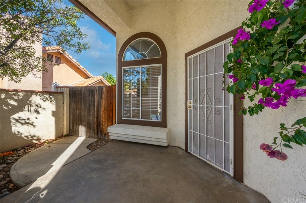 Property Photo:  1467 E Beringer Drive  CA 92583 