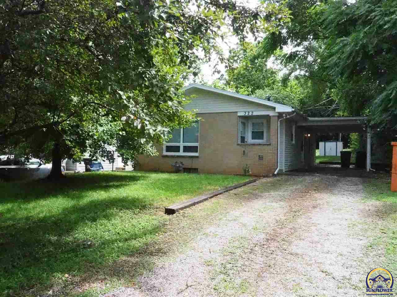 Property Photo:  322 SW Saline St  KS 66606 