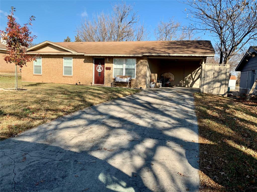 Property Photo:  231 Hillcrest Drive  TX 76255 