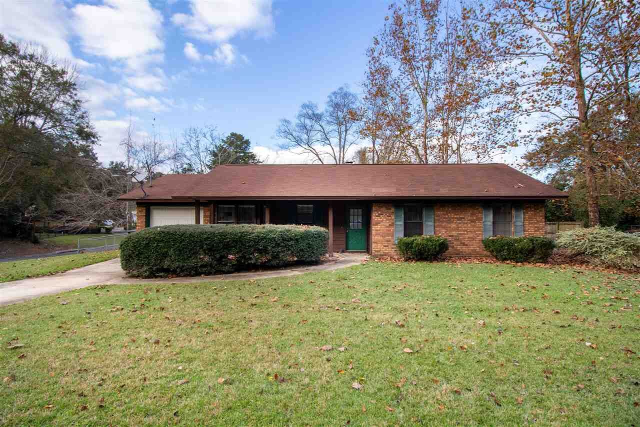 Property Photo:  834 McGuire Avenue  FL 32303 