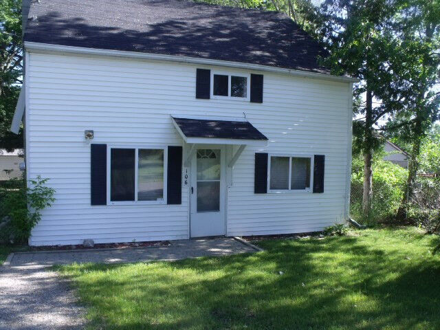 106 Cherry Street  Houghton Lake MI 48629 photo