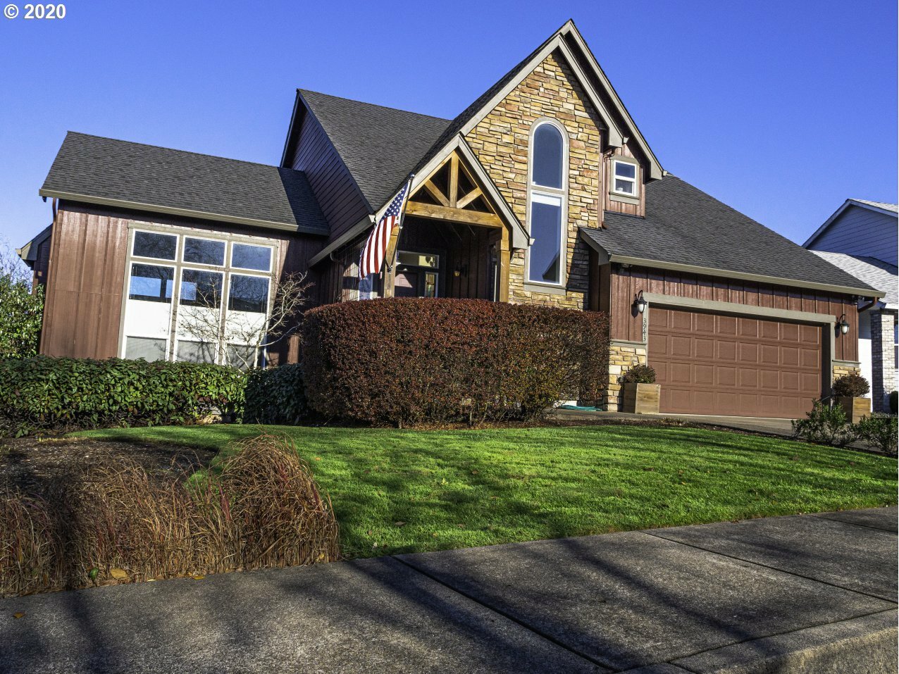 Property Photo: 3943 Cedar St WA 98671