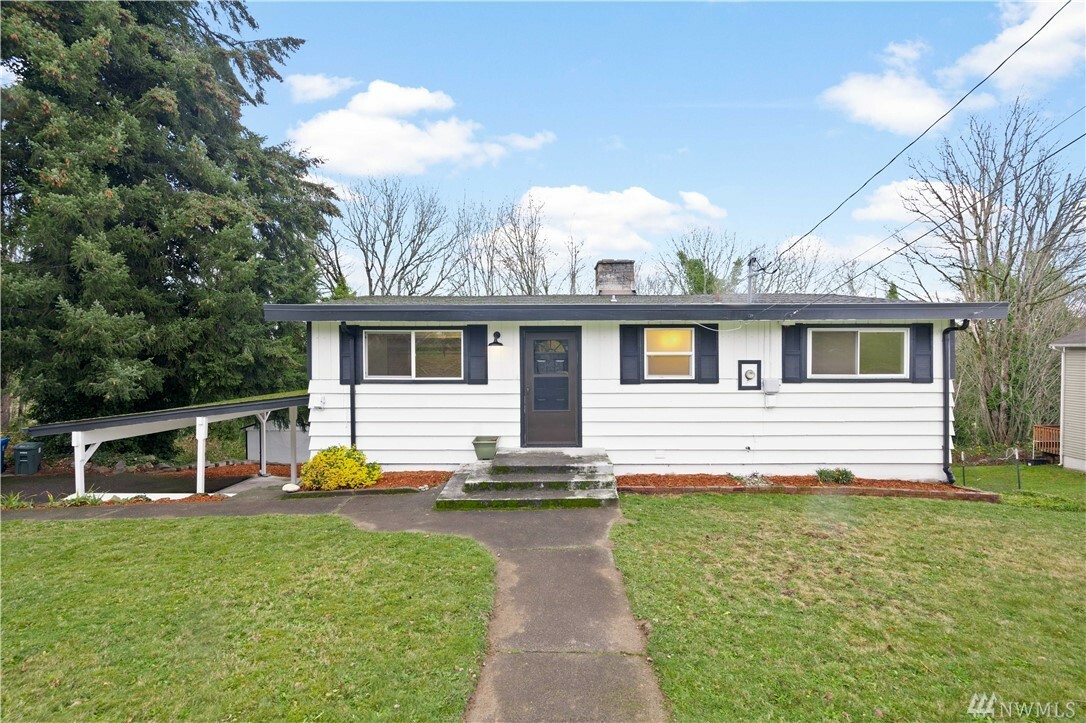 Property Photo:  3529 E Grandview Ave  WA 98404 