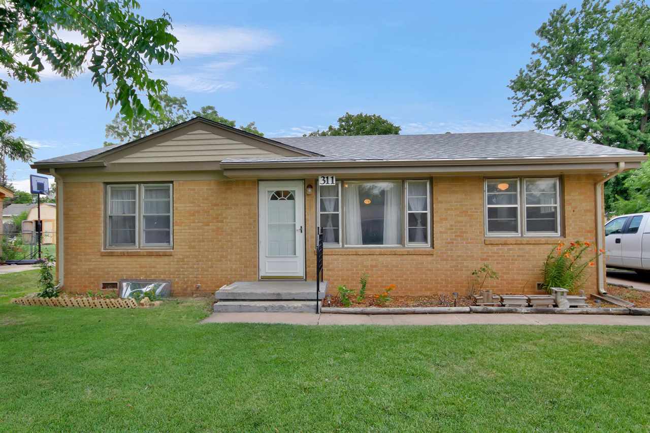 Property Photo:  311 Sunset Ave  KS 67060 