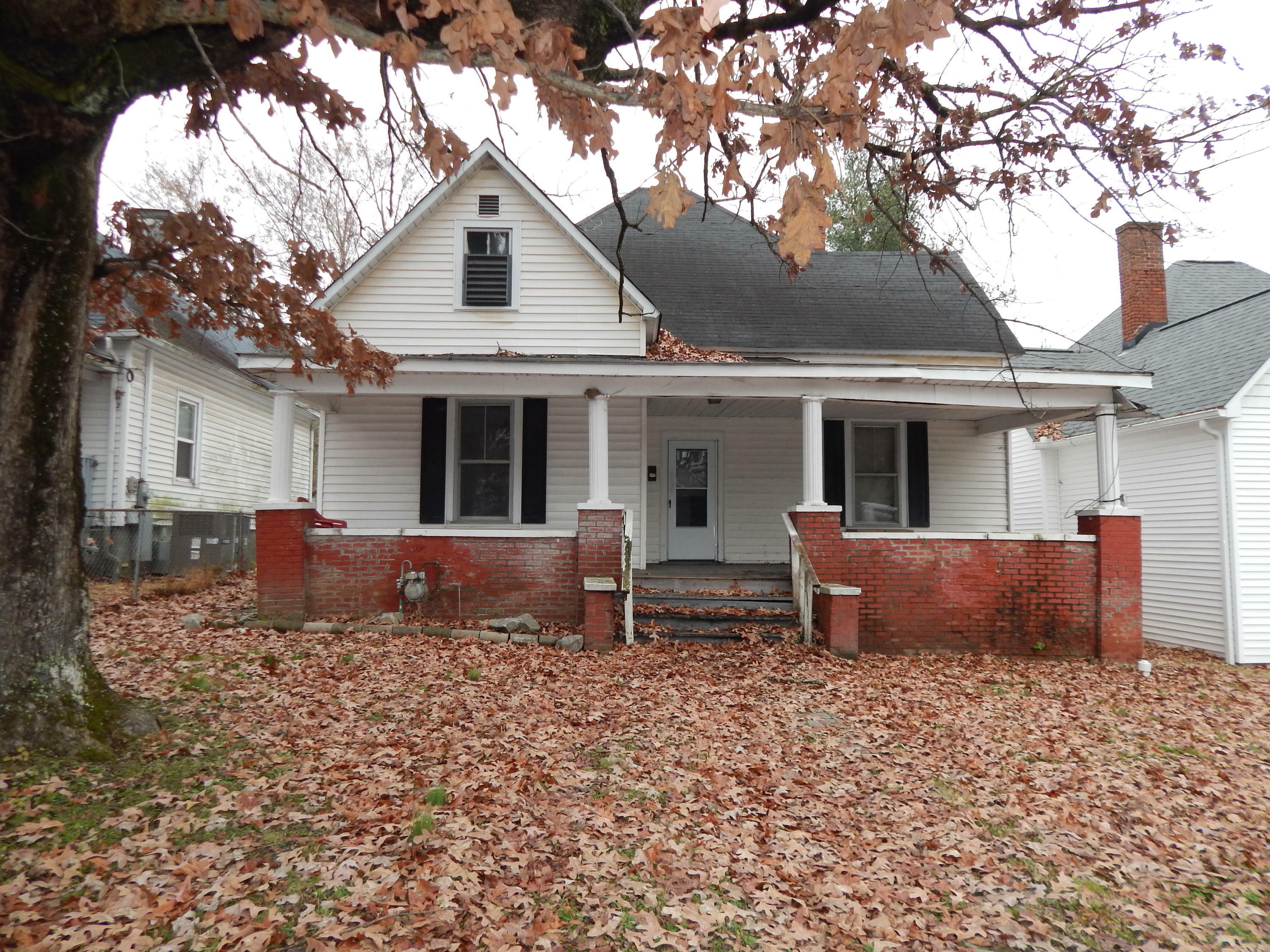 Property Photo:  717 Watauga Ave  TN 37917 