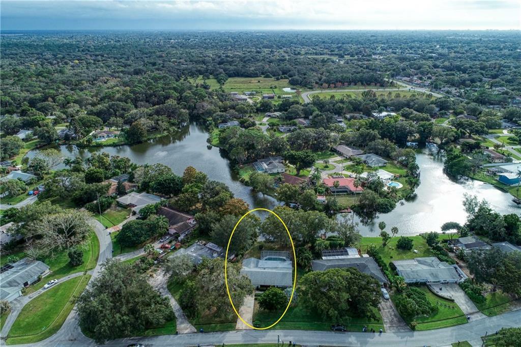 Property Photo:  4474 N Lake Drive  FL 34232 