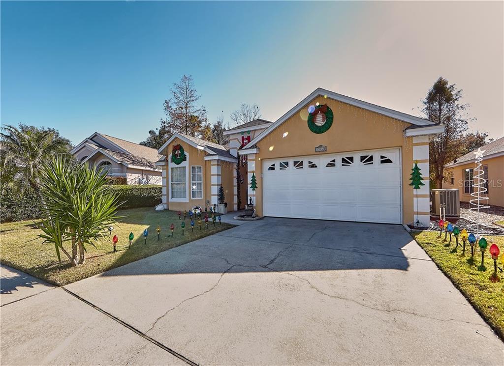 Property Photo: 15840 Autumn Glen Avenue FL 34714