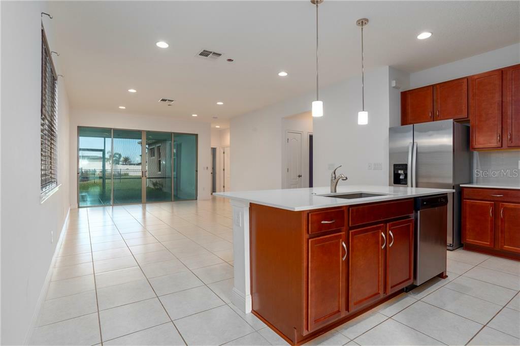 Property Photo:  6695 Alder Road  FL 34773 