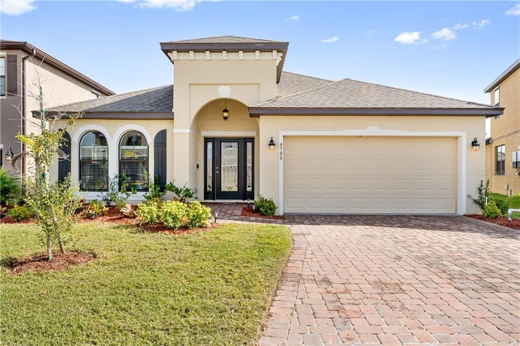 Property Photo:  4708 Alligator Flag Circle  FL 32904 