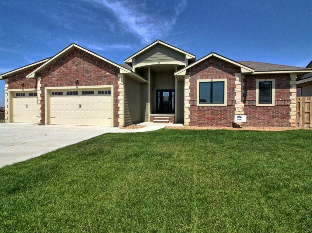 Property Photo:  2323 Stetson Way  KS 67846 