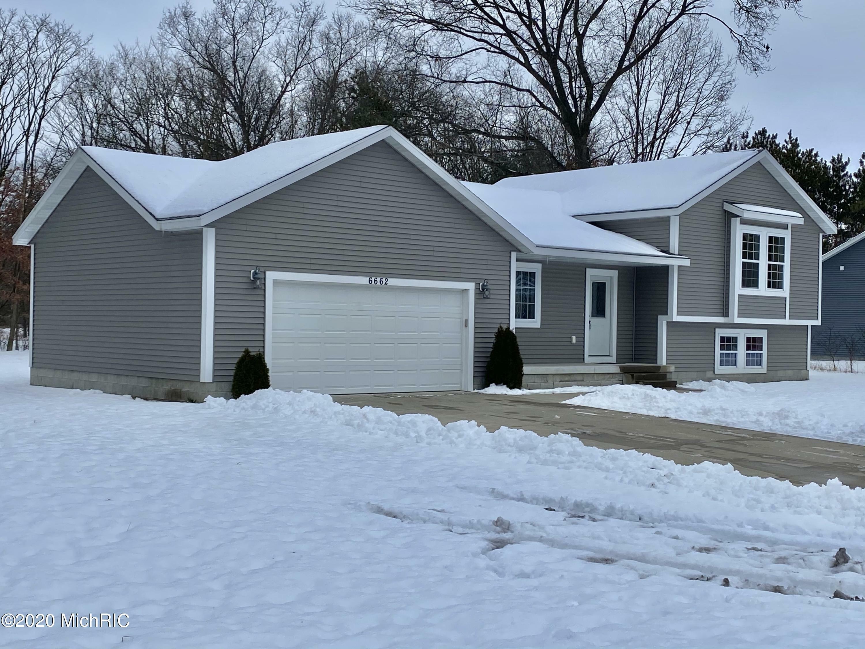 Property Photo:  6662 Minard Drive  MI 49442 