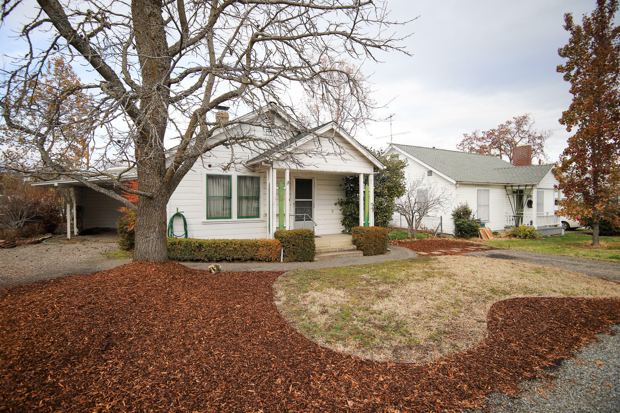 Property Photo: 110 Sixth Street OR 97535