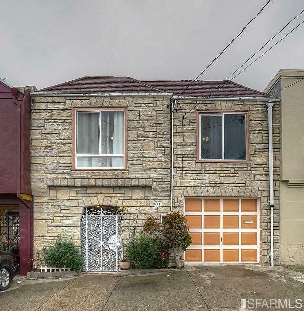 Property Photo:  444 Sawyer Street  CA 94134 