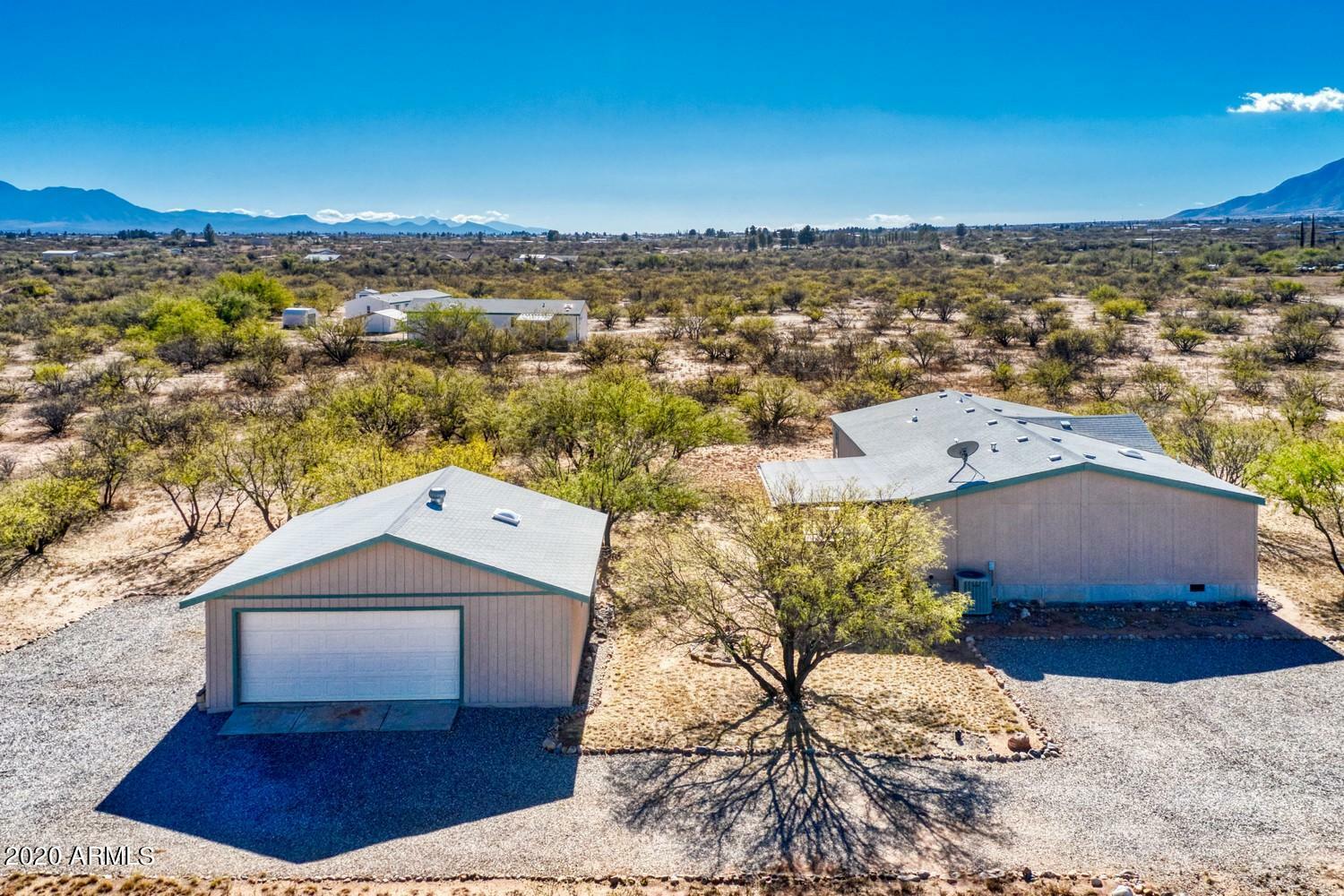 Property Photo: 4677 S La Donna Lane AZ 85650