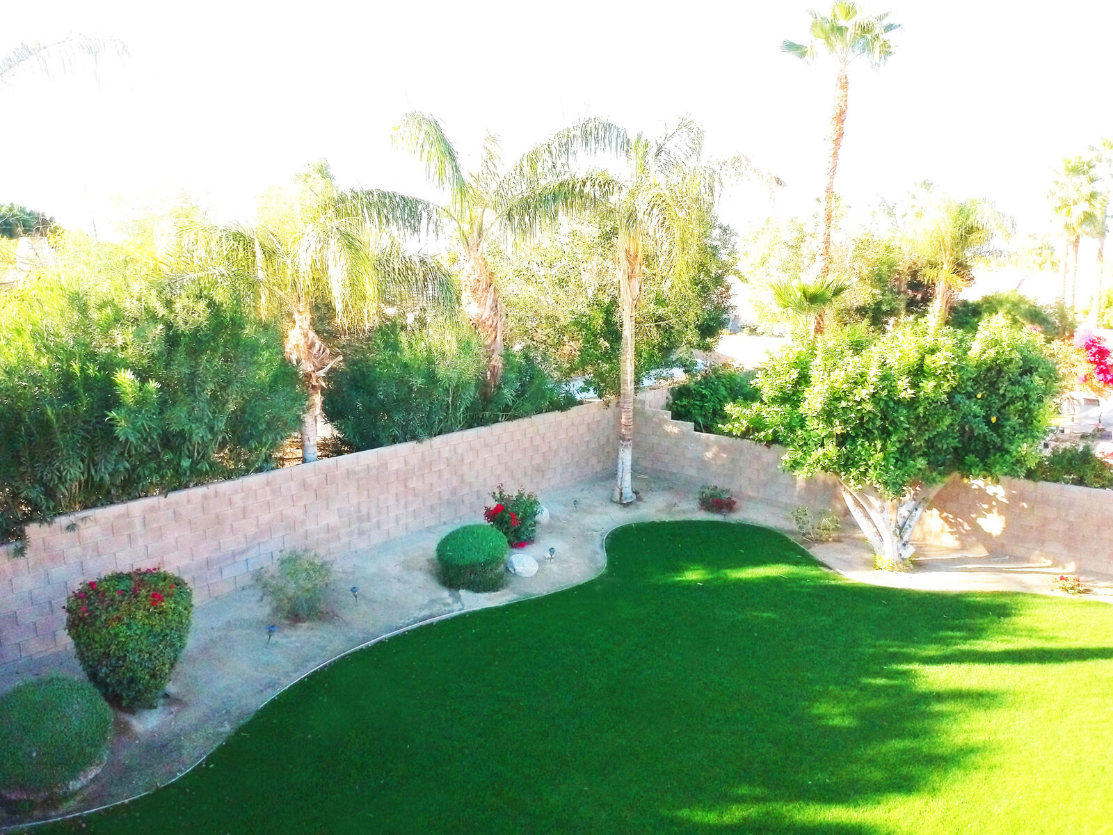 Property Photo: 45945 La Reina Court CA 92253