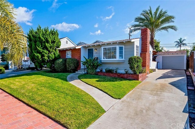 Property Photo:  133 W Avenida Cadiz  CA 92672 