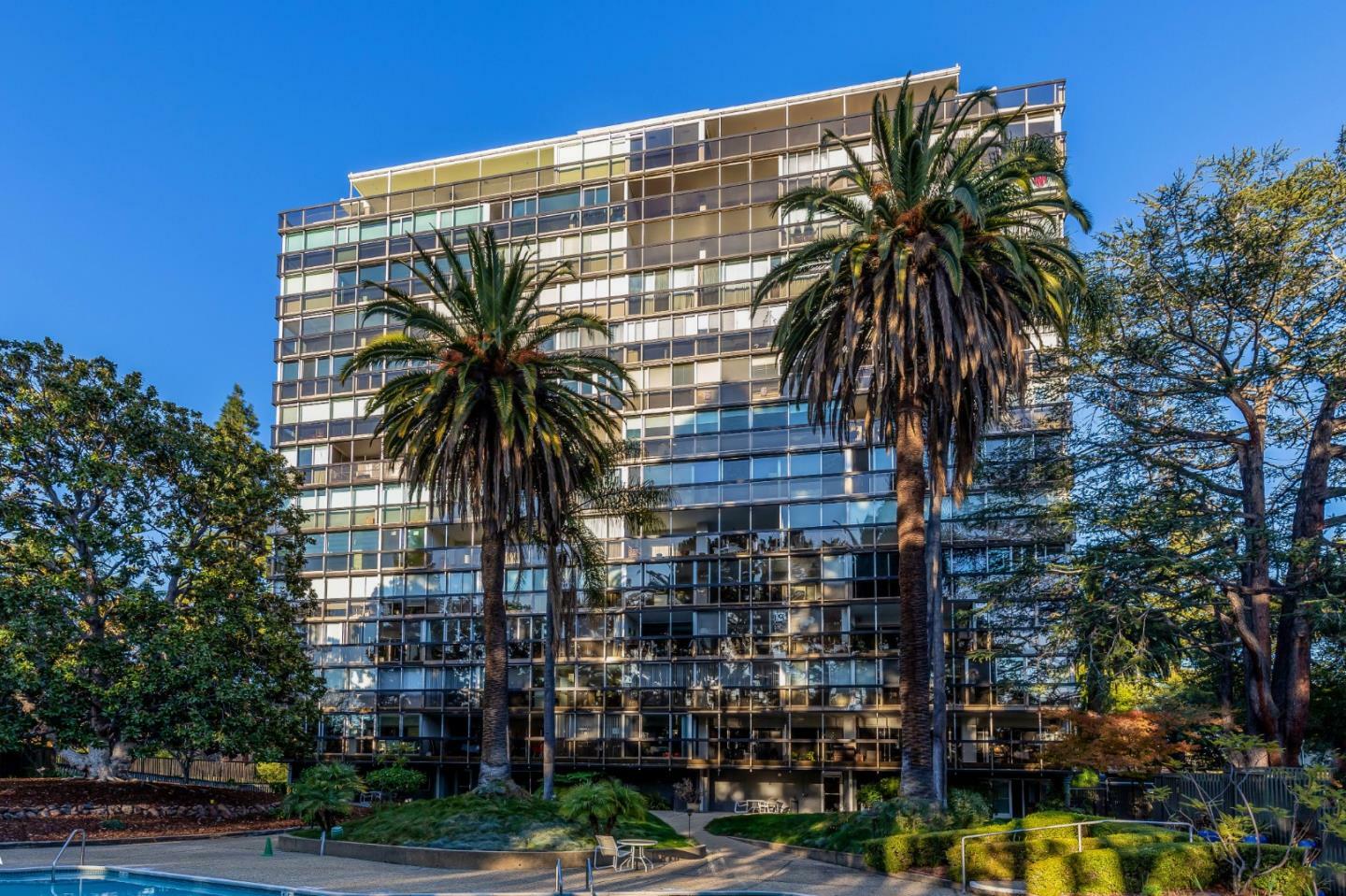 Property Photo: 101 Alma Street 103 CA 94301
