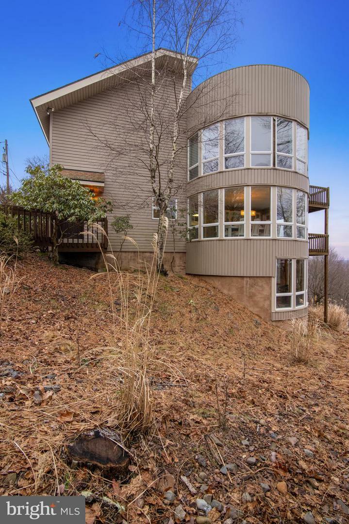 Property Photo:  103 Skye Drive  PA 18624 