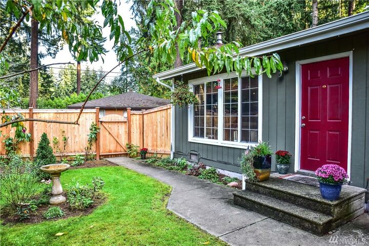 15403 SE 142nd Place  Renton WA 98059 photo