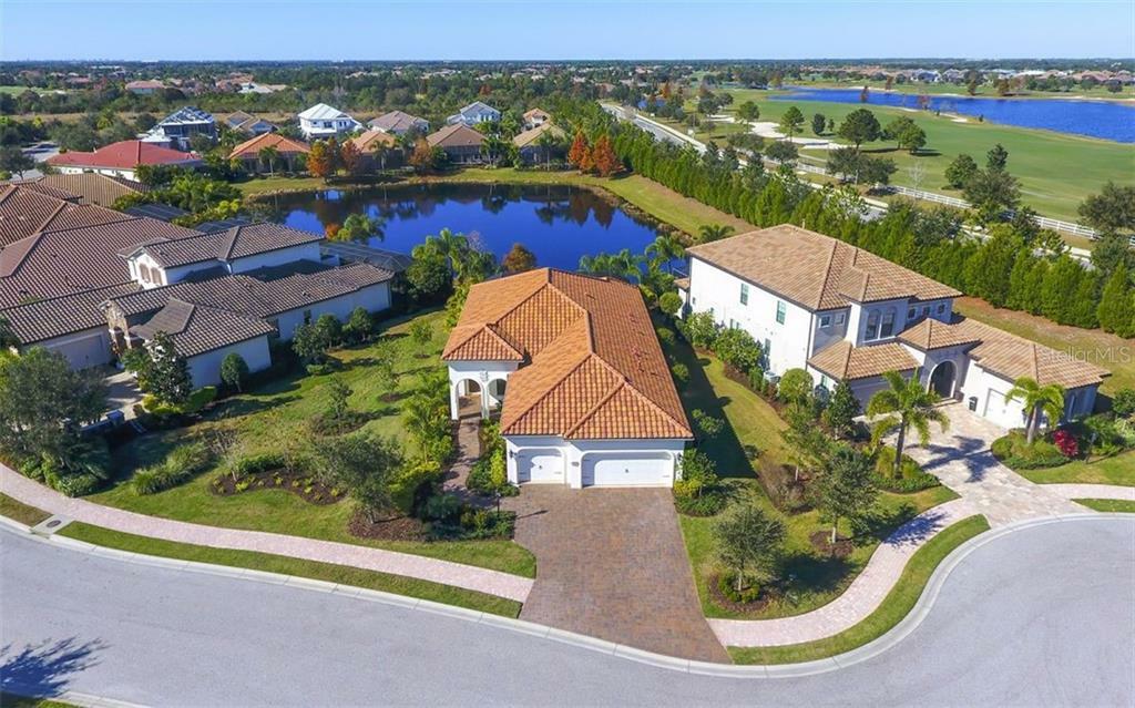 Property Photo: 7629 Windy Hill Cove FL 34202