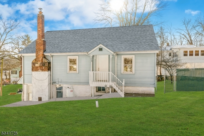 Property Photo: 7 W Shore Ln NJ 07456
