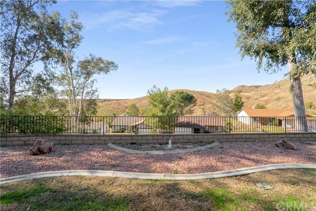 Property Photo:  2882 Ridgeview Road  CA 92346 