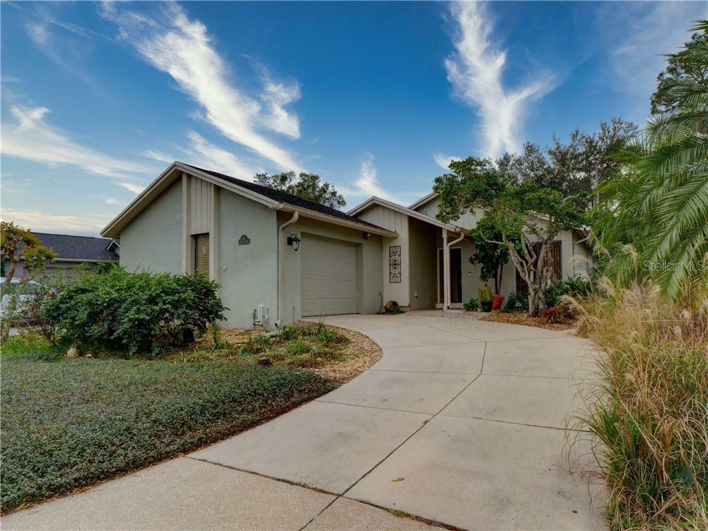 Property Photo: 721 Wilson Road FL 32708
