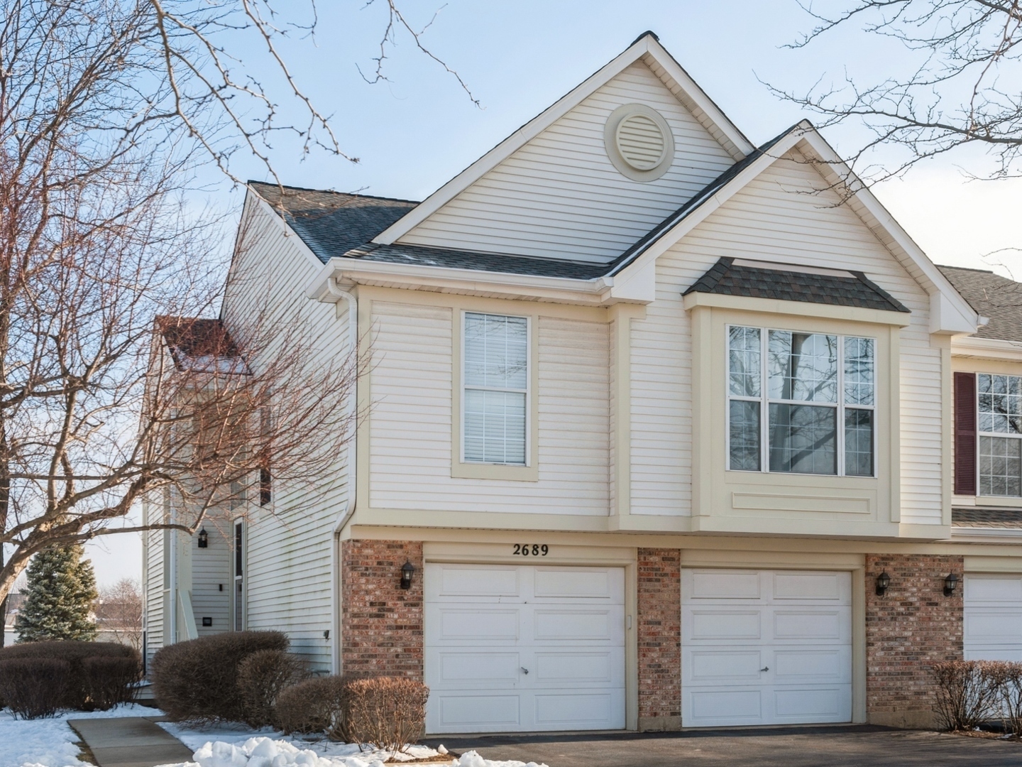 Property Photo: 2689 S Embers Lane IL 60005