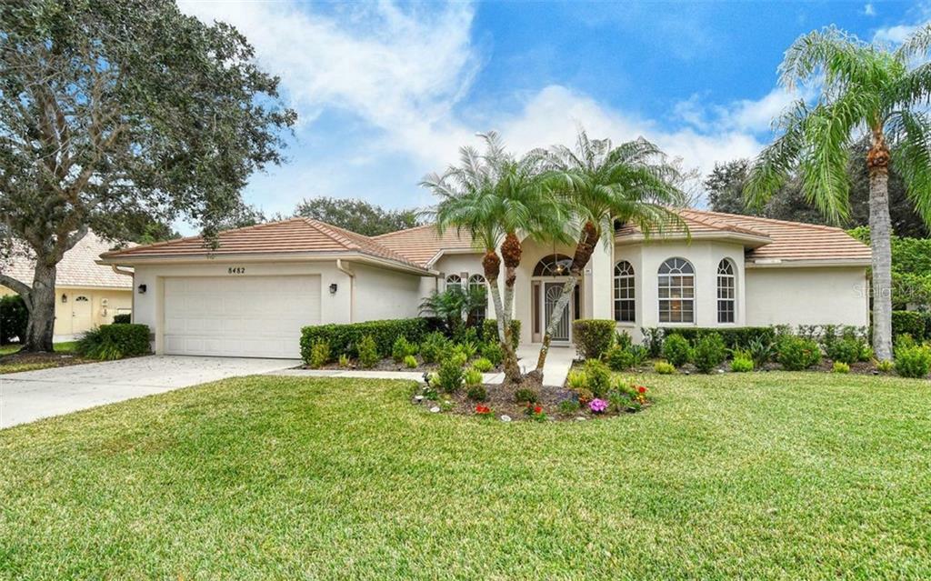 Property Photo:  8482 Cypress Hollow Drive  FL 34238 