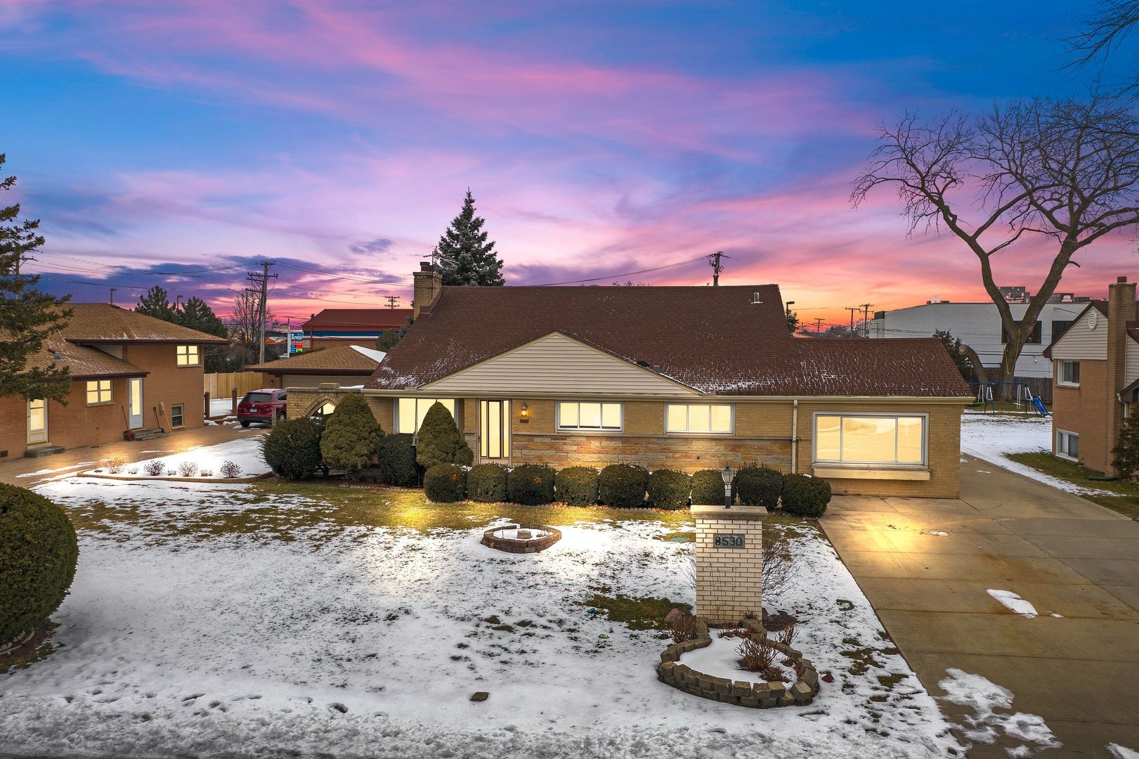 Property Photo: 8530 W Carol Street IL 60714