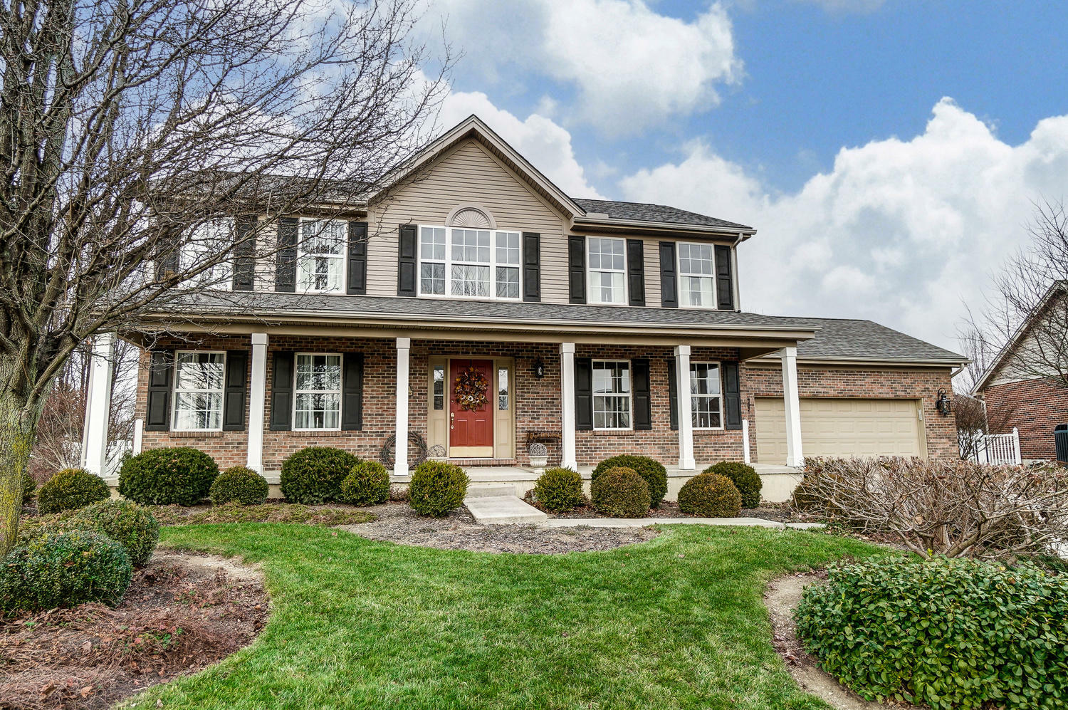 Property Photo: 1237 Greystone Circle OH 45414