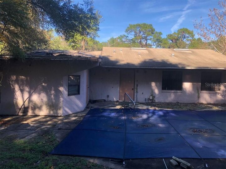 Property Photo: 2218 Getford Road FL 32726