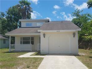 Property Photo:  1626 3rd Court SW  FL 32962 