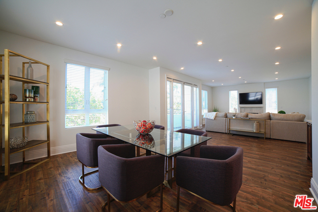 Property Photo:  907 S Shenandoah St 301  CA 90035 