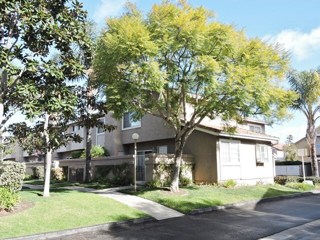 Property Photo:  5197 Columbus Place  CA 93033 