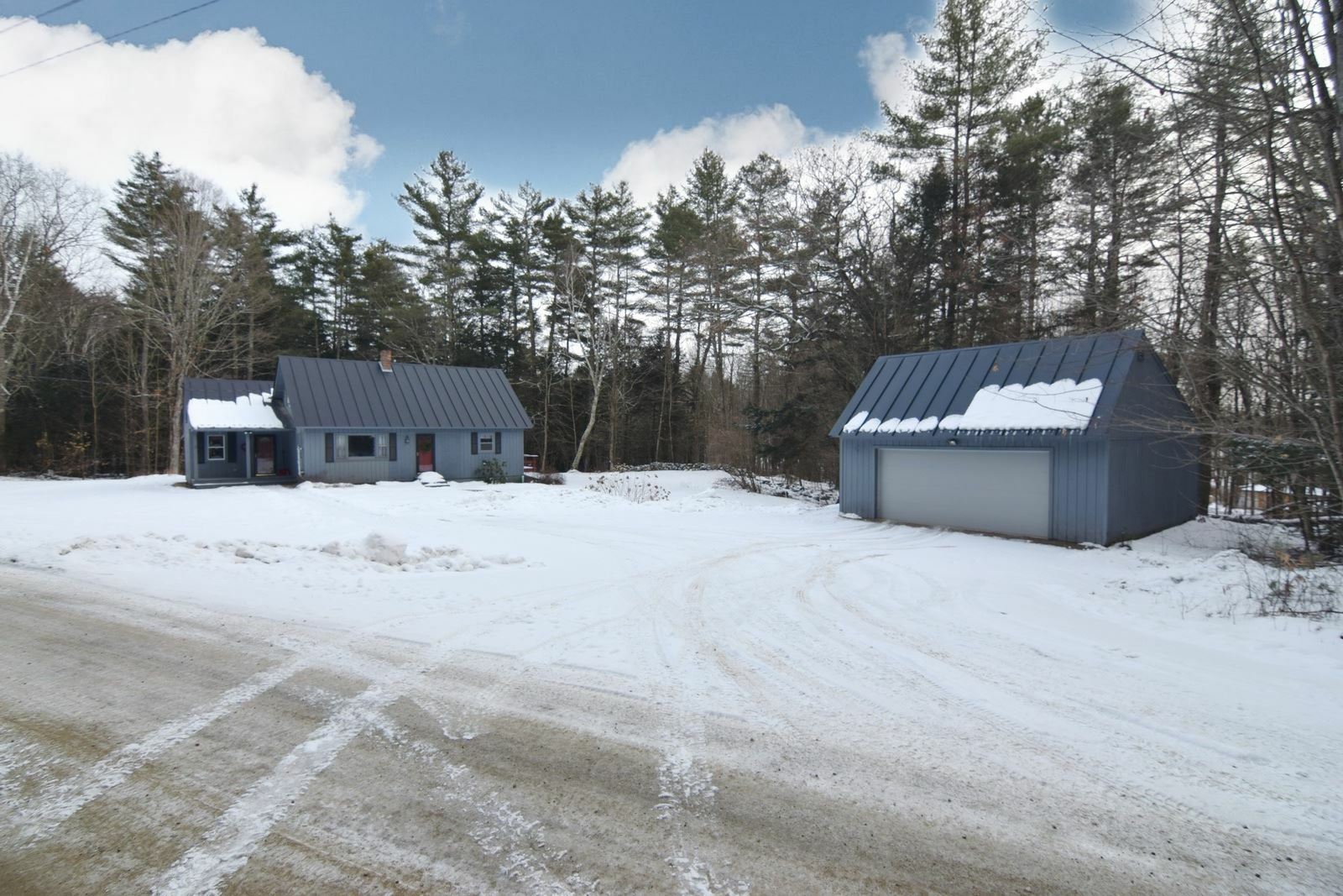 Property Photo:  60 Country Land Drive  NH 03774 