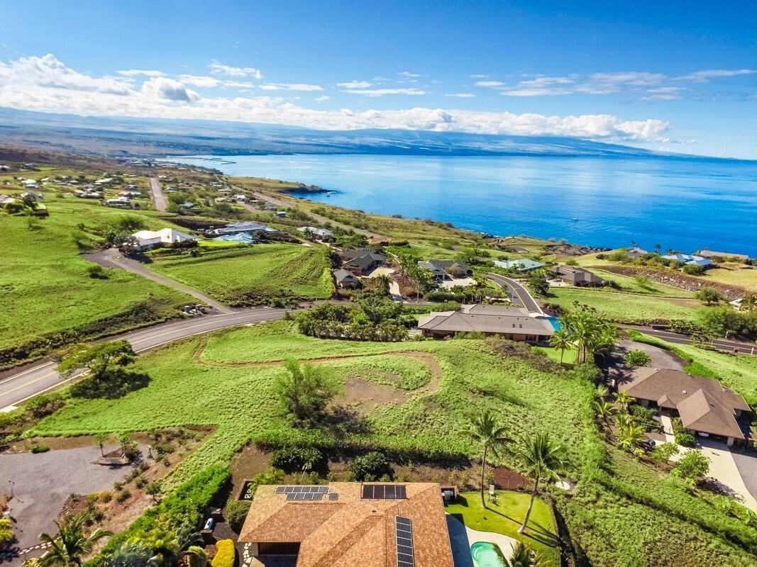 Property Photo: 59-181 Hokulele Dr HI 96743