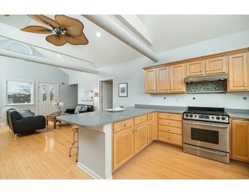 Property Photo:  60 Rocky Neck Ave. 4  MA 01930 