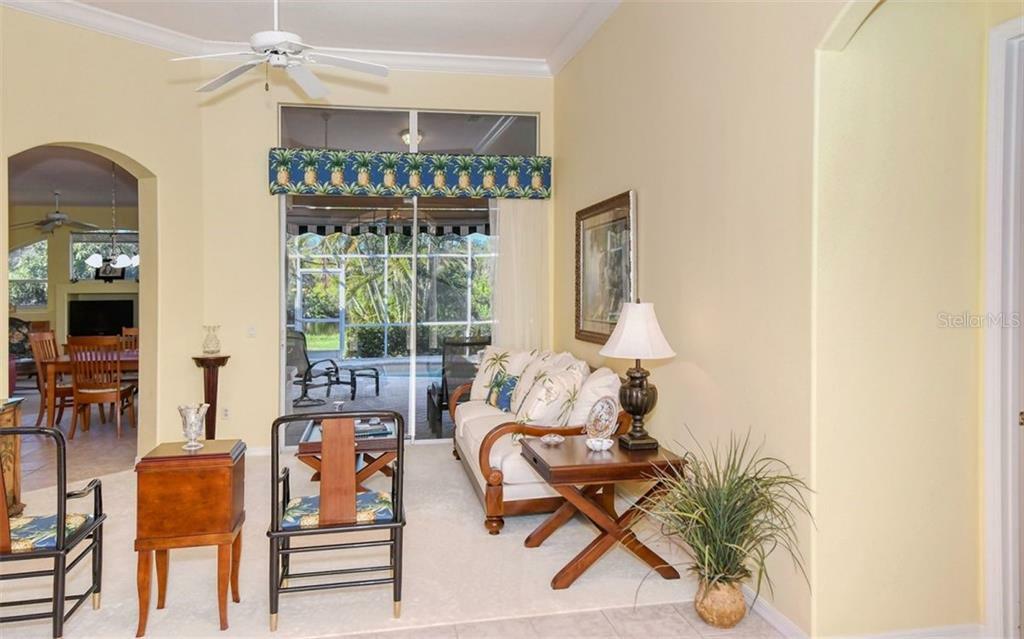 Property Photo:  608 Wild Pine Way  FL 34292 