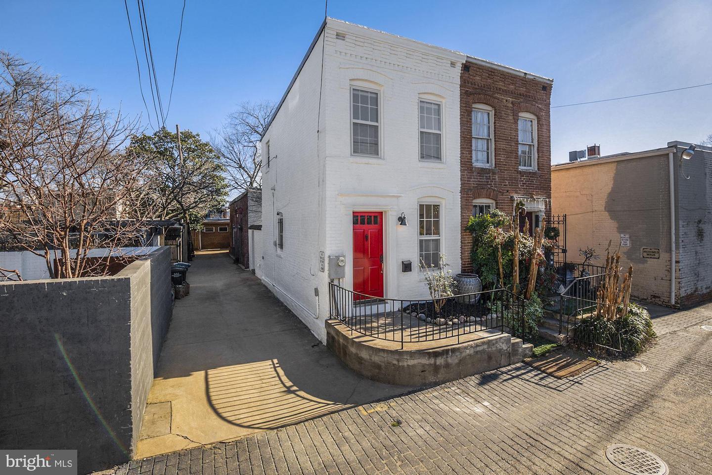 Property Photo: 512 F Street Terrace SE DC 20003