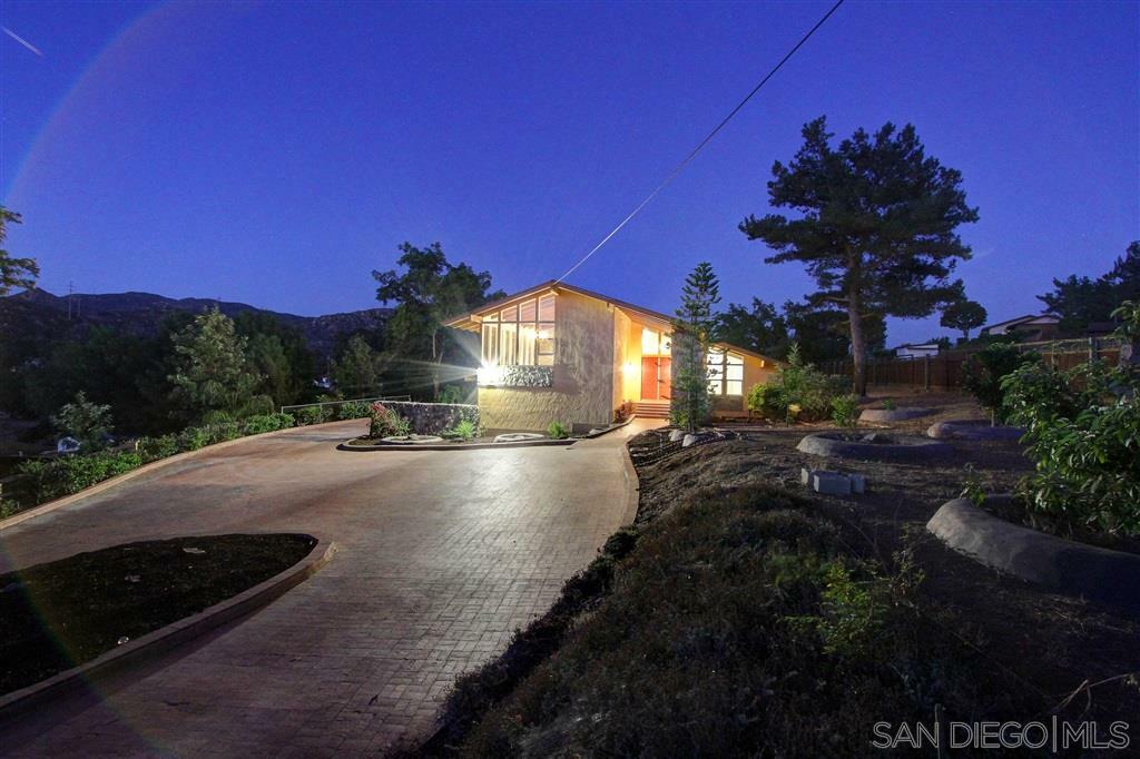 Property Photo:  729 Singing Trails Dr  CA 92019 